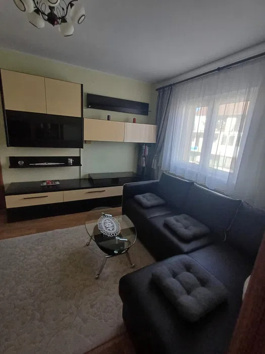 Apartament 2 camere, 35mp mobilat oferit sprev inchiriere in zona Rahovei