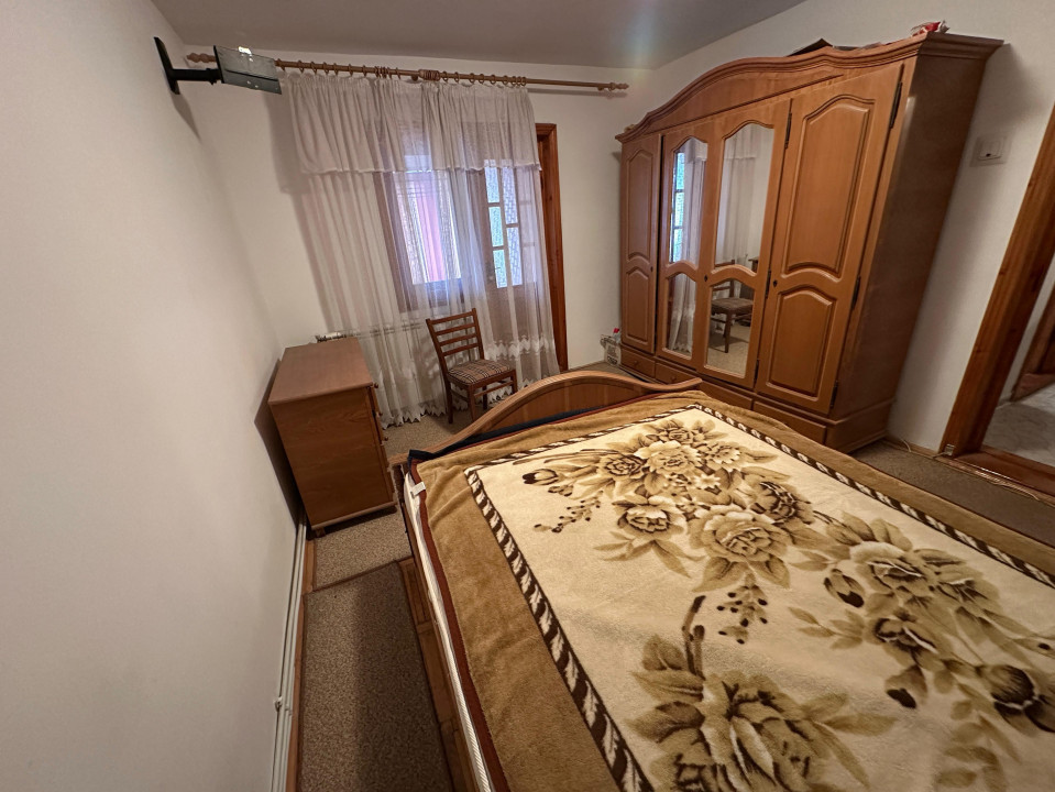 Apartament 3 camere, Sud, 70 mp utili