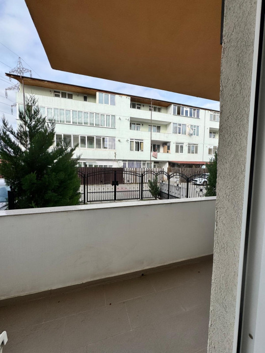 Apartamen 3 camere 50mp,mobilat si  cu o curte proprie  de inchiriat in Cisnadie