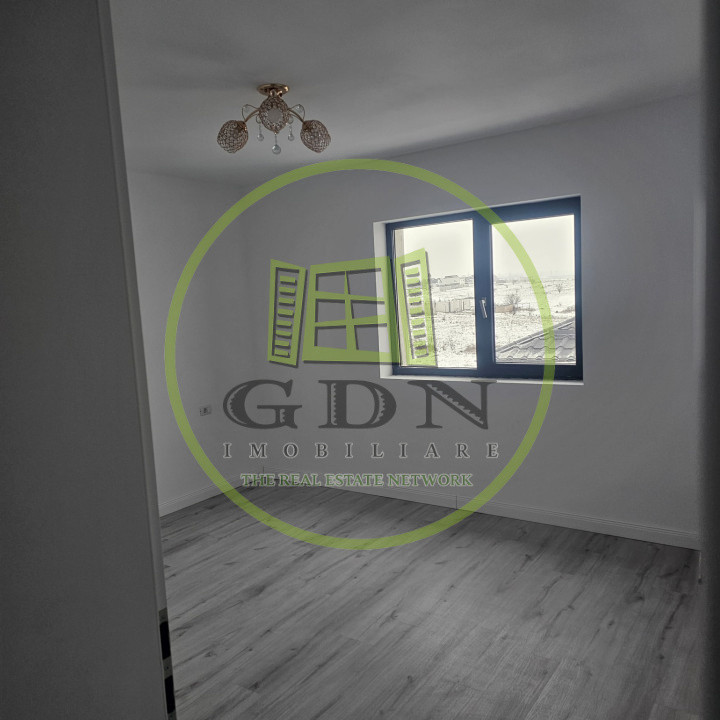 Casă mediteraneană P+1 cu 5 dormitoare în zona Selgros cu teren de 412mp