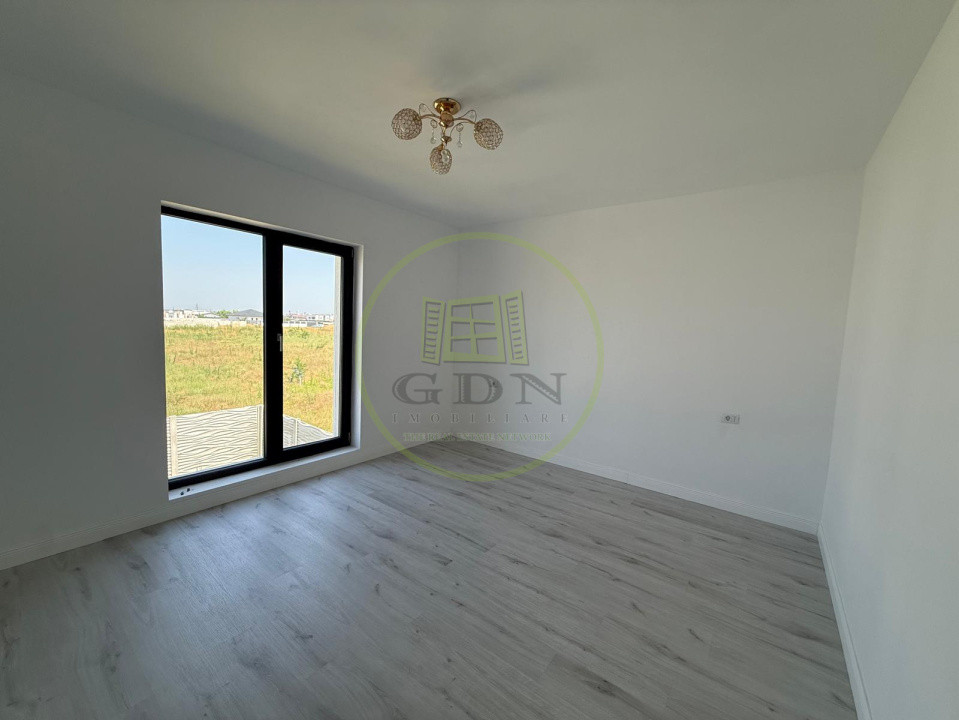 Casă  P+1, 149 mp utili, 412 mp teren, zona Selgros 