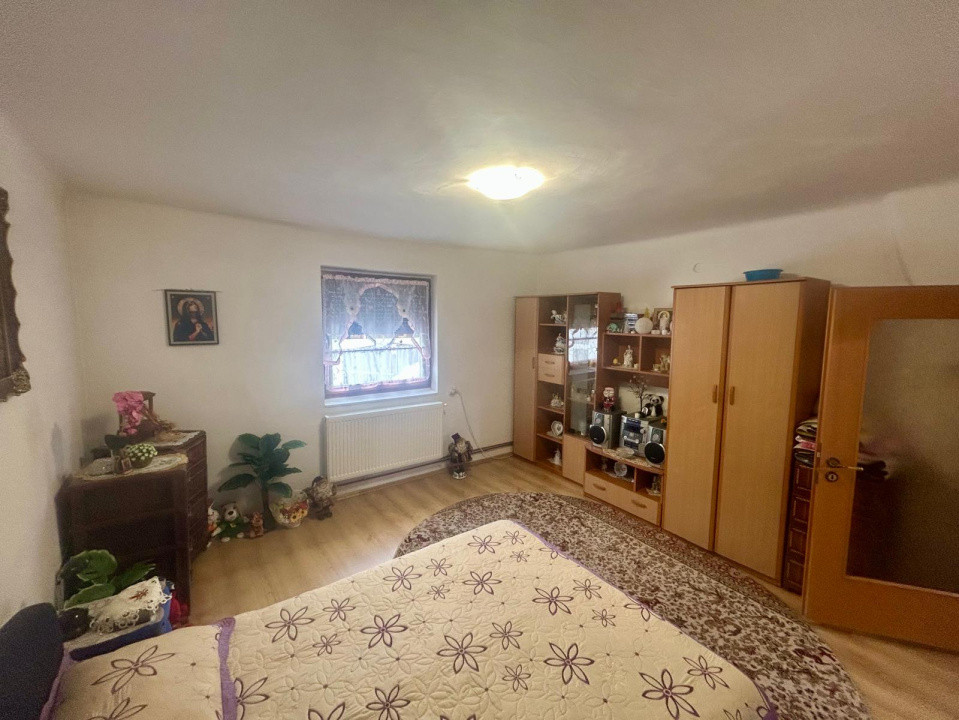 Casa pe un singur nivel, Selimbar-4 camere-110 mp