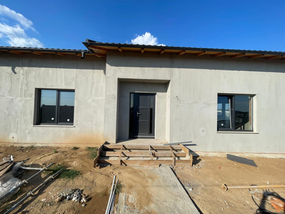 Casă nouă la cheie parter 100mp utili și 412mp de teren în zona Selgros