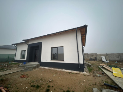 Casă nouă la cheie parter 100mp utili și 412mp de teren în zona Selgros