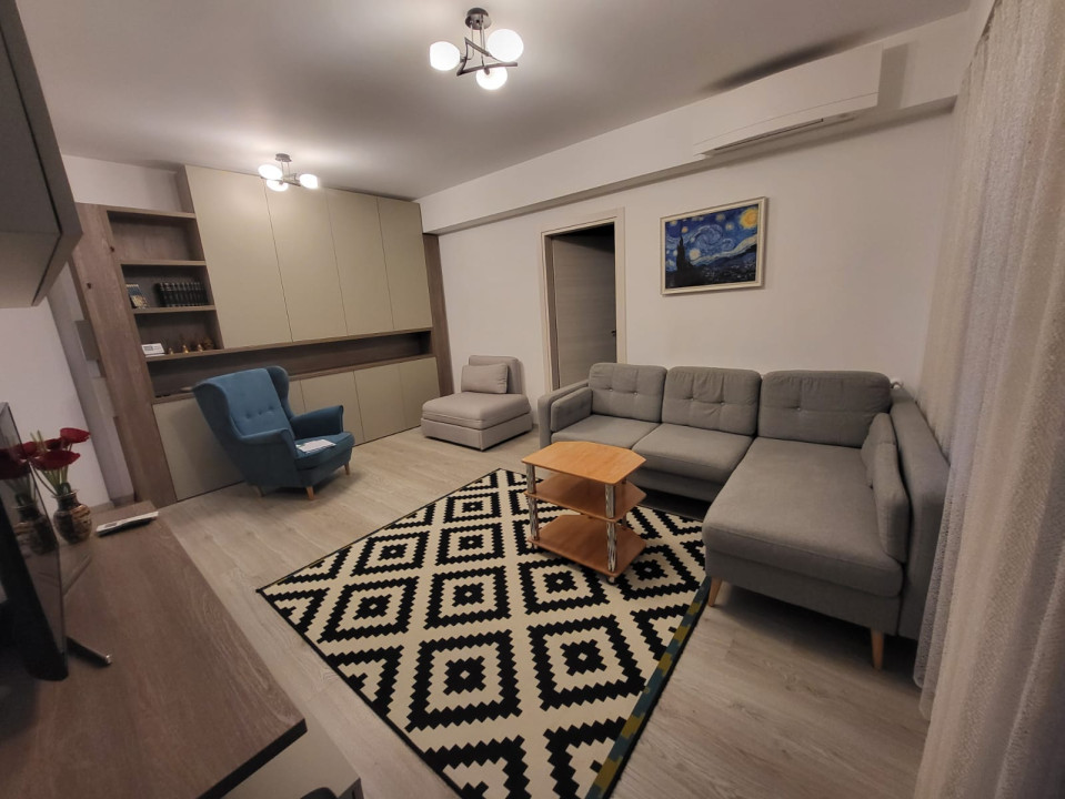 Apartament 3 camere, semidecomandat, 69 mp., cartier Centru, zona Bujorului